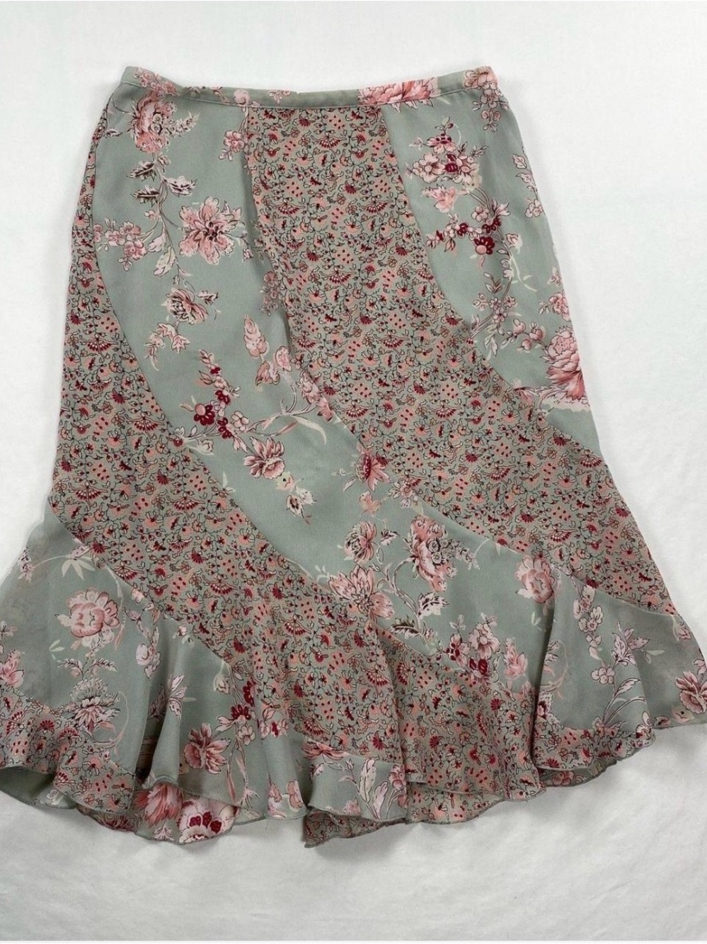 Women's Pink Floral A-Line Skirt - Picture 2 of 4
